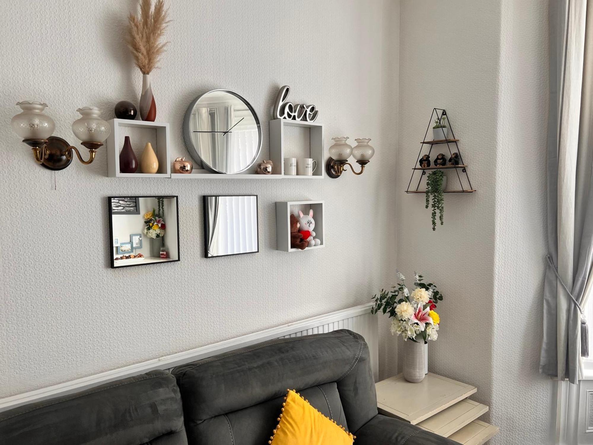 Victoria House - Self Catering Quiet Guesthouse - Adult Singles And Couples Only ブラックプール エクステリア 写真